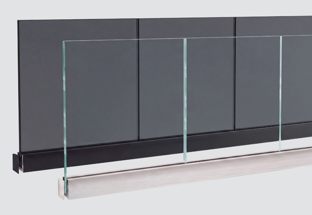 Posts with handrails in clear or smoked glass