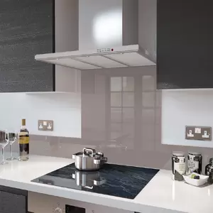 Lifestyle image of Cappuccino - Kitchen Glass Splashback - 60cm Wide x 75cm High