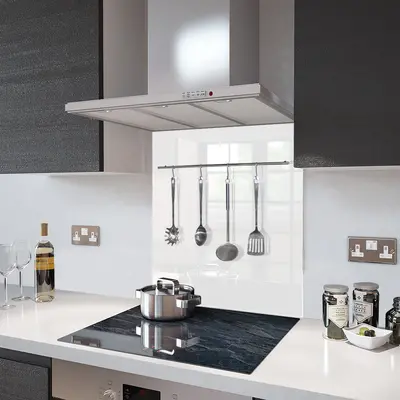 High Gloss White - Utensil Rail - Glass Splashback - 100cm Wide x 75cm High